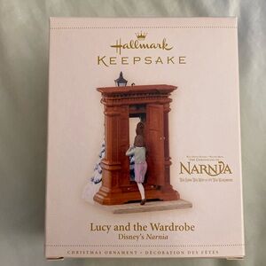 NIB Lucy and the wardrobe from Disney’s Narnia hallmark ornament!